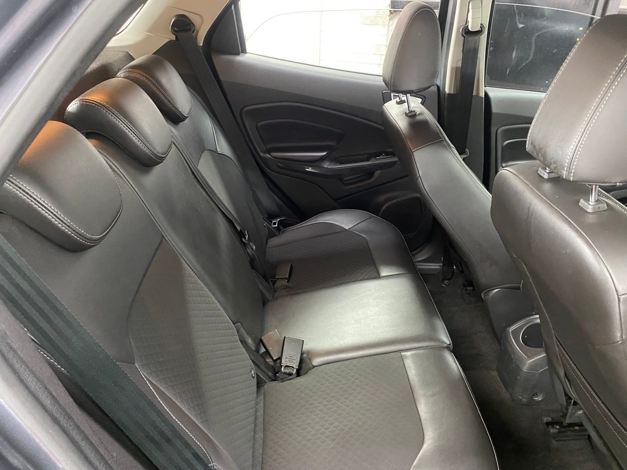 Like new leather interior